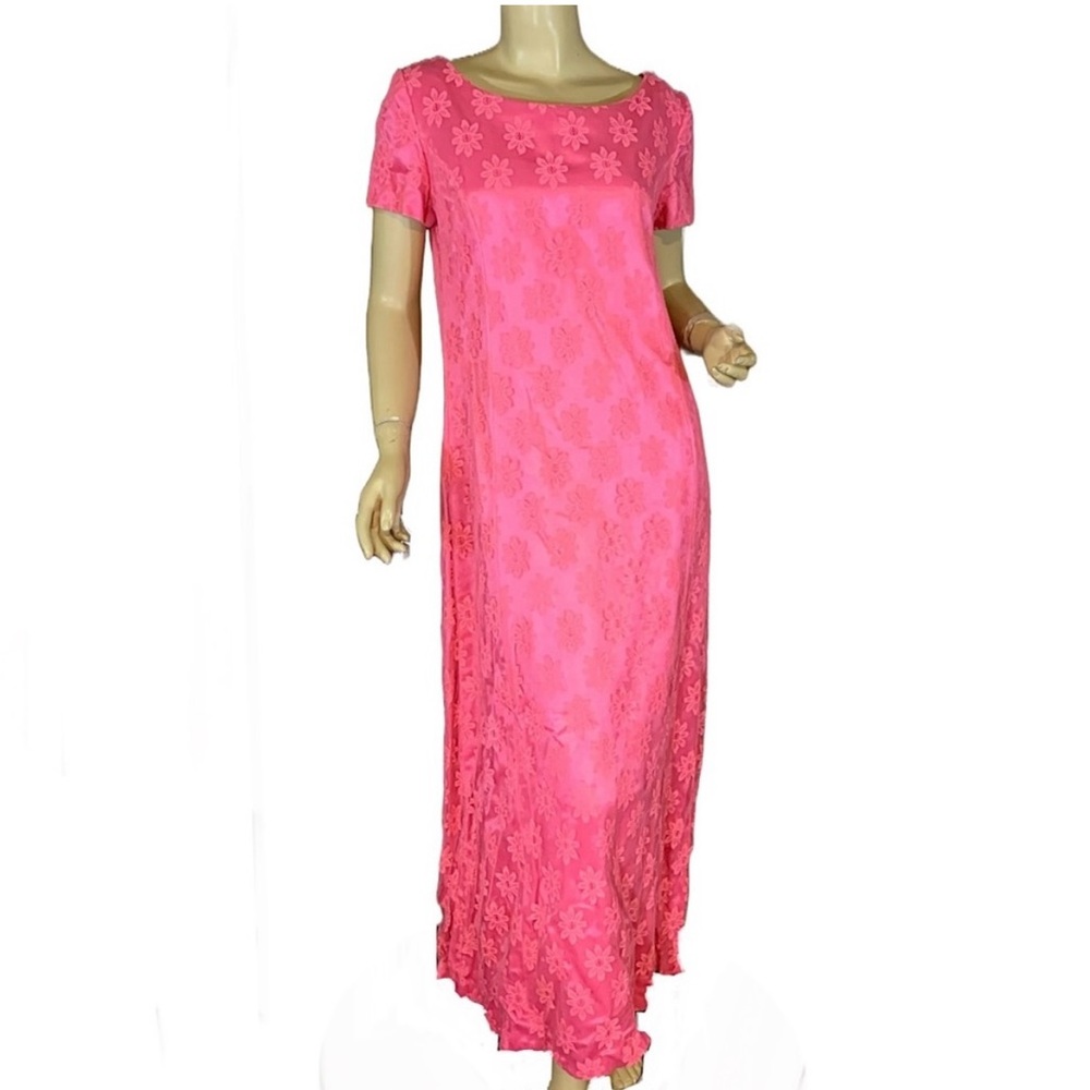 VINTAGE 1960'S/70'S HANDMADE PINK DAISY PATTERN LACE MAXI DRESS (M)